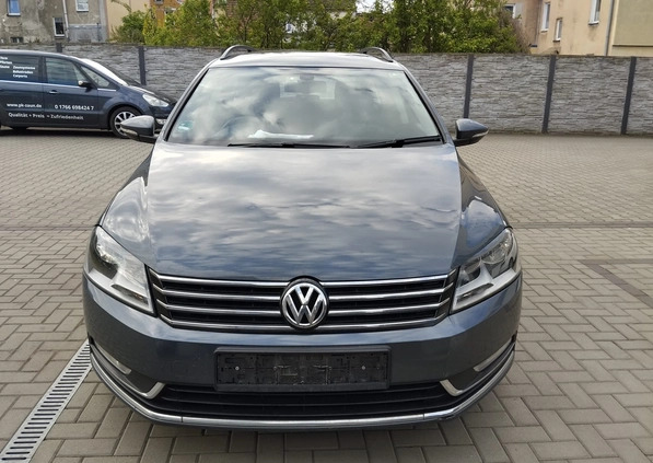 Volkswagen Passat cena 13999 przebieg: 255524, rok produkcji 2012 z Gubin małe 67